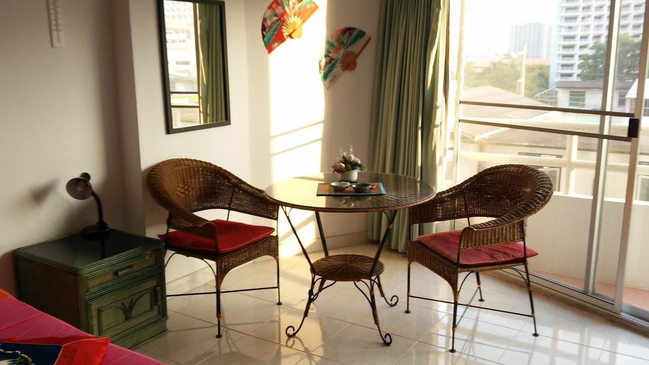 View Talay 1 Jomtien Apartamento Pattaya Exterior foto