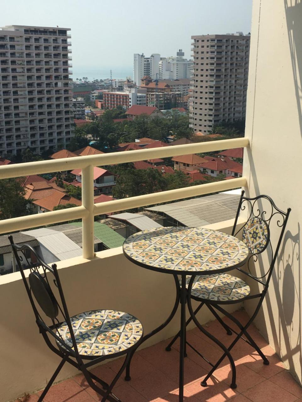 View Talay 1 Jomtien Apartamento Pattaya Exterior foto